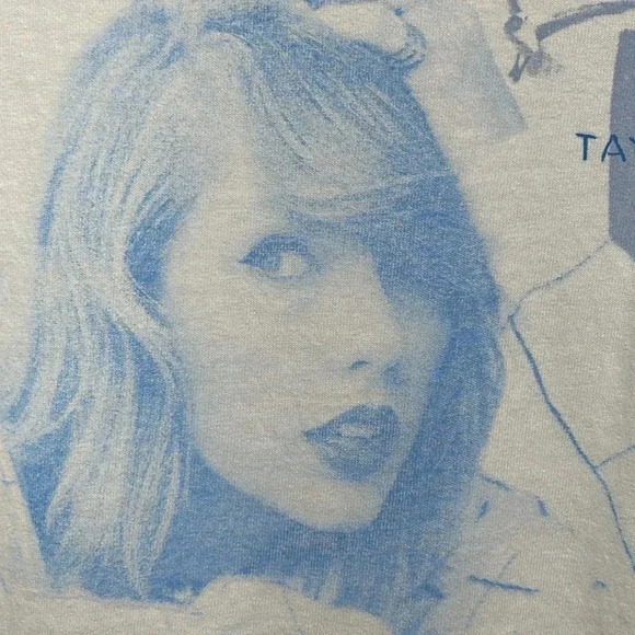 TAYLOR SWIFT Taylor’s Version 1989 Tour Off White Lg Concert S/S T-Shirt - Picture 6 of 16